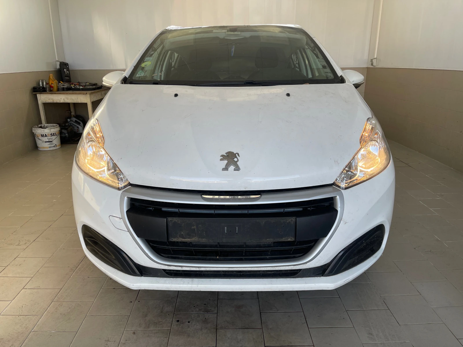 Peugeot 208 1.6bluehdi НА ЧАСТИ