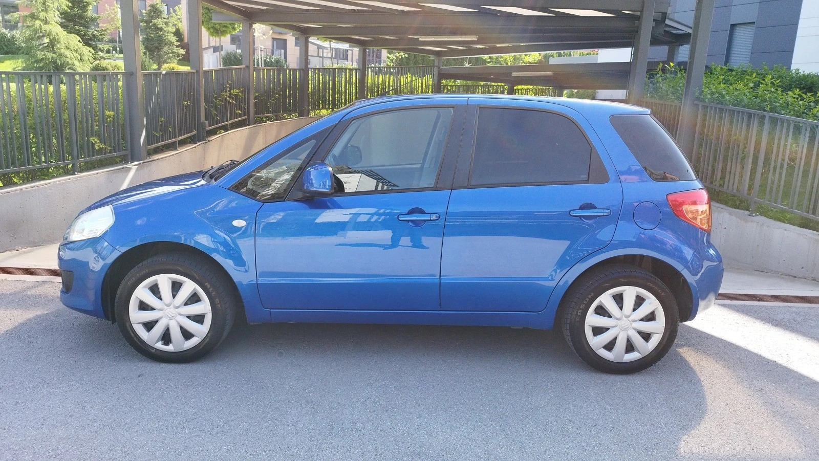 Suzuki SX4 1.6i АВТОМАТИК - изображение 2