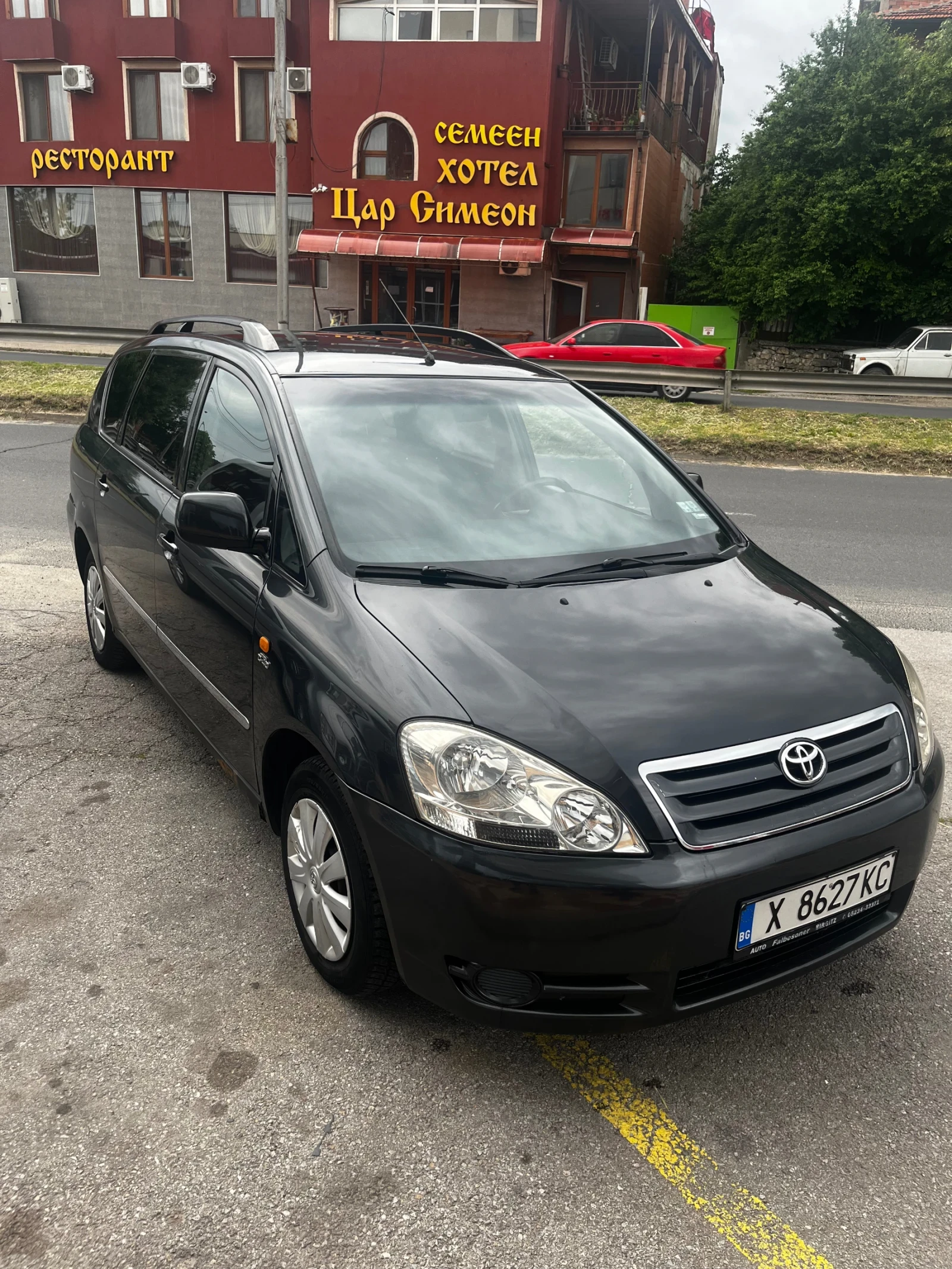 Toyota Avensis verso  - изображение 2