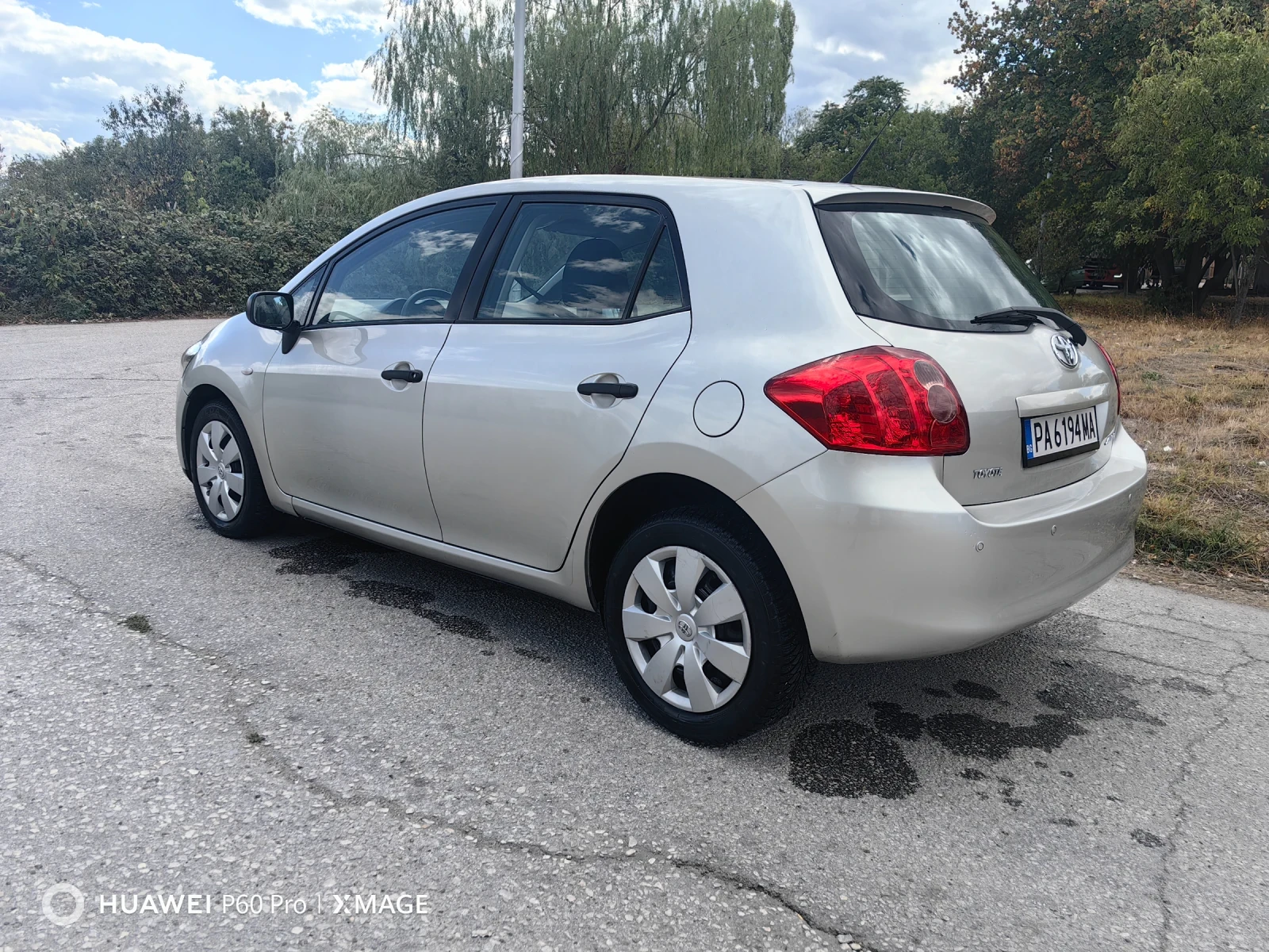 Toyota Auris 1.3 - изображение 3