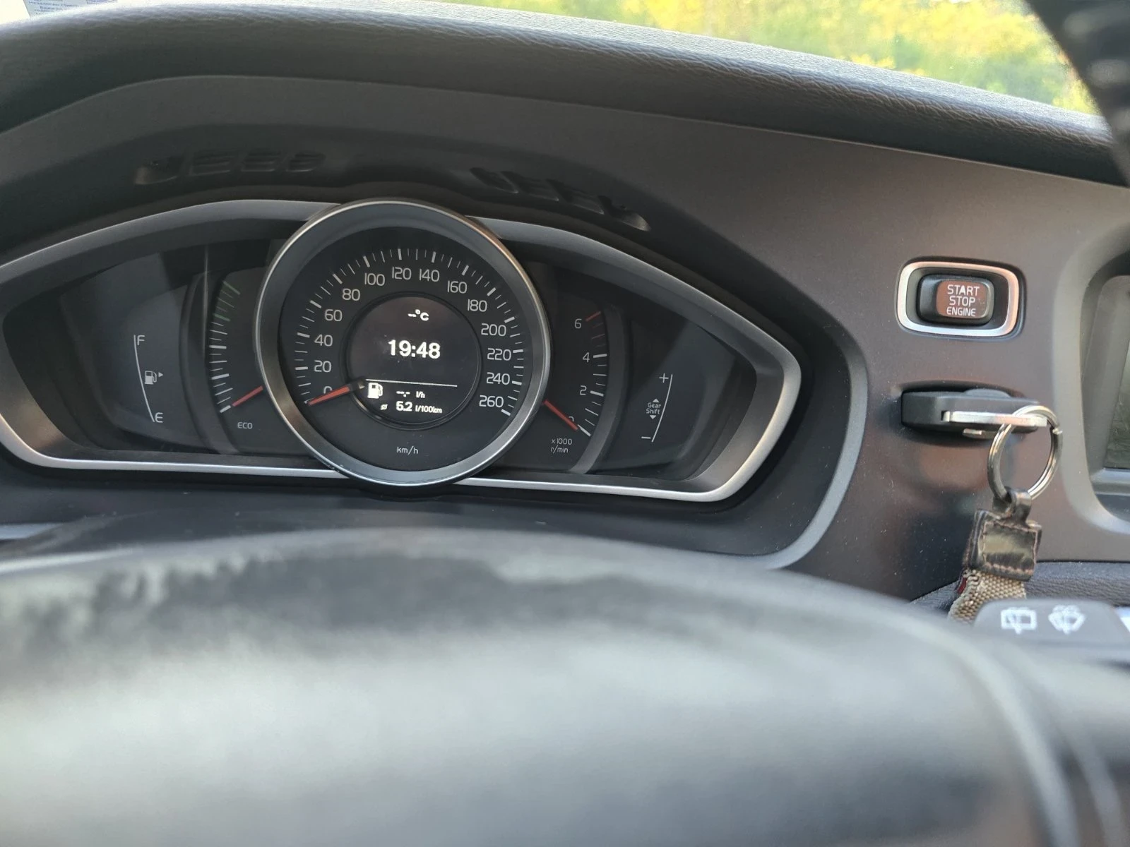 Volvo V40 Cross Country 1, 6 - изображение 7