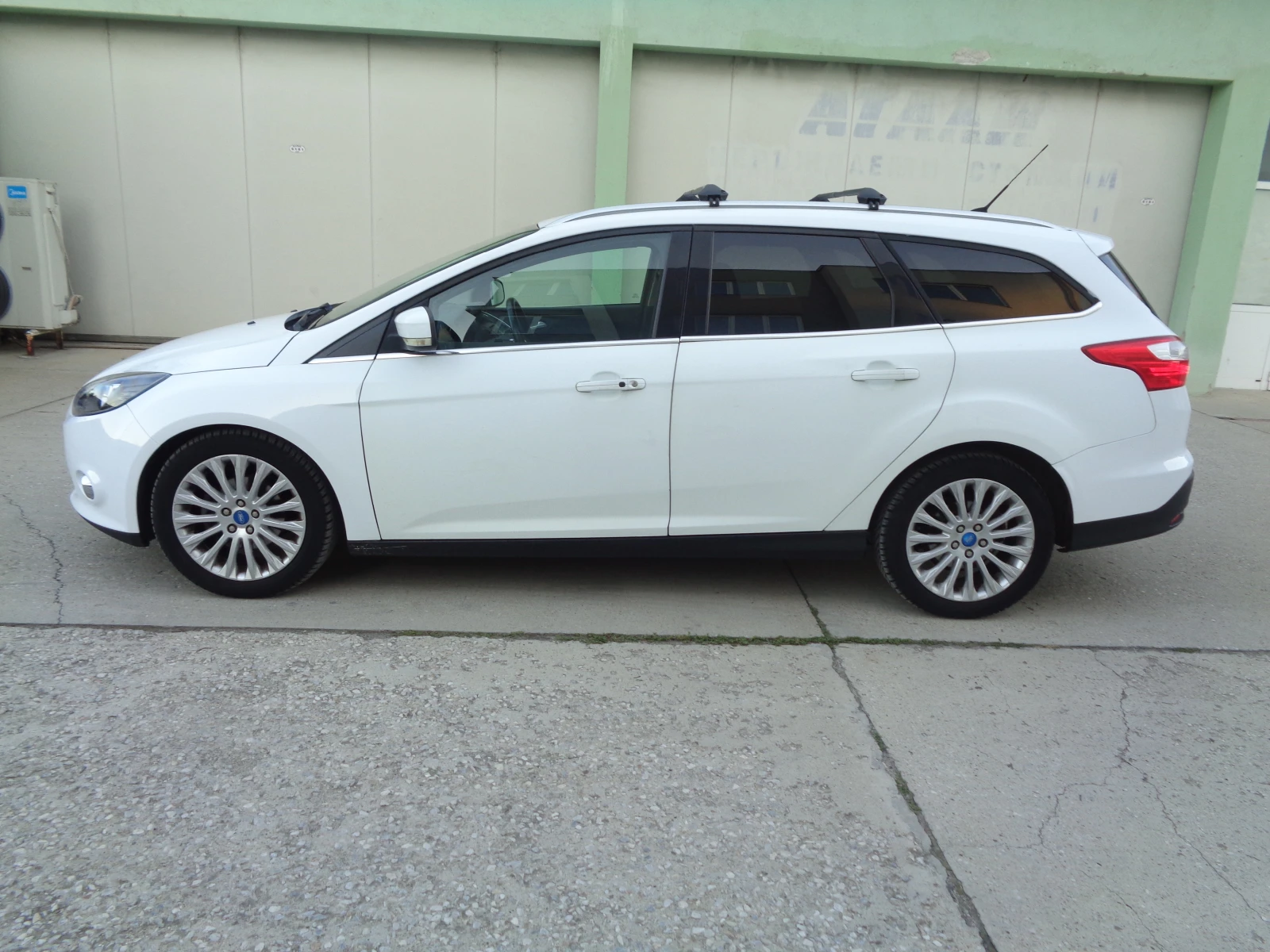 Ford Focus 1.6TDCI-NAVI-KEYLESS-CRUISE CONTROL-BARTER-LIZING - изображение 7