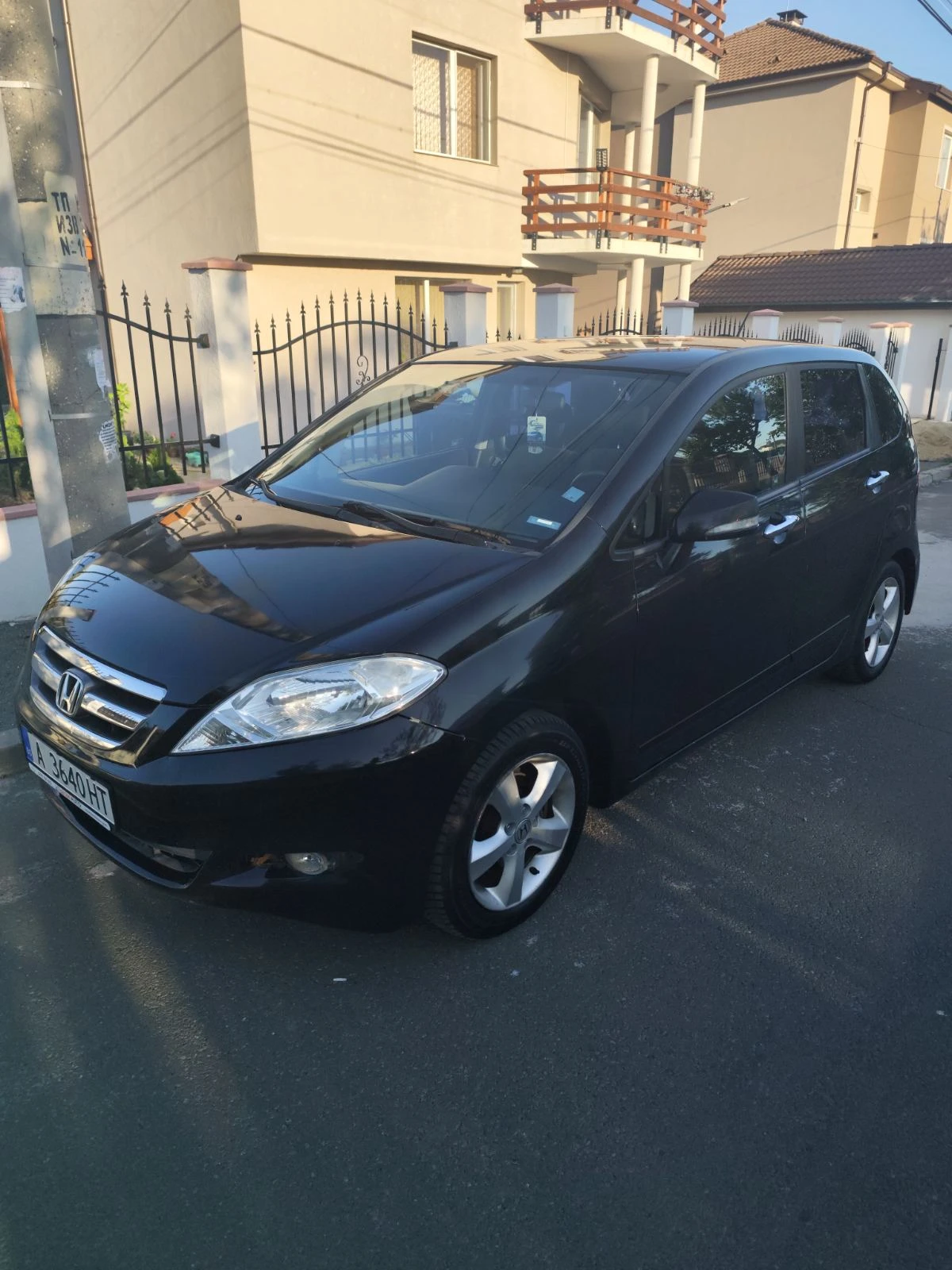 Honda Fr-v  - изображение 2