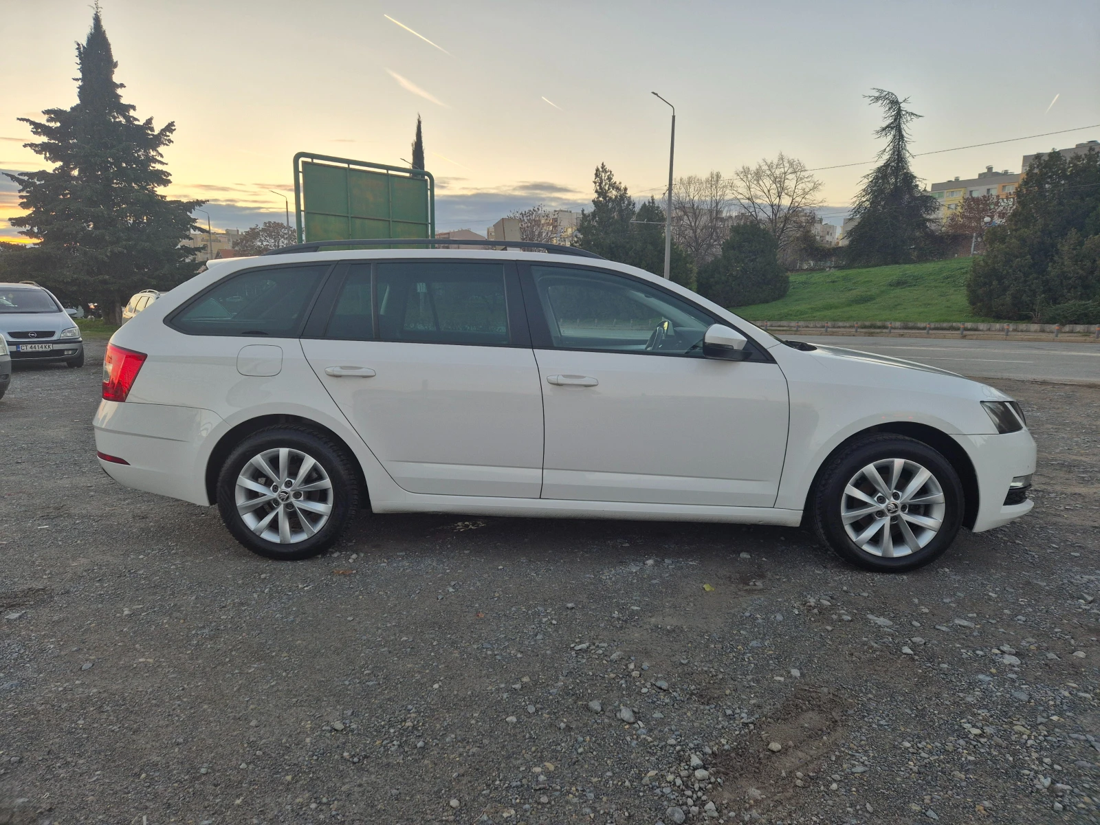 Skoda Octavia 1.6TDI 115.. | Mobile.bg   6