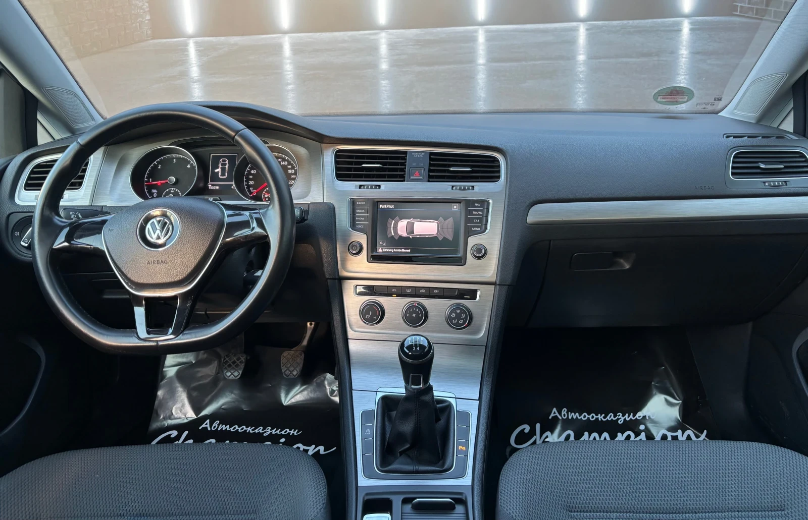 VW Golf 1.6TDI-110к.с - изображение 9
