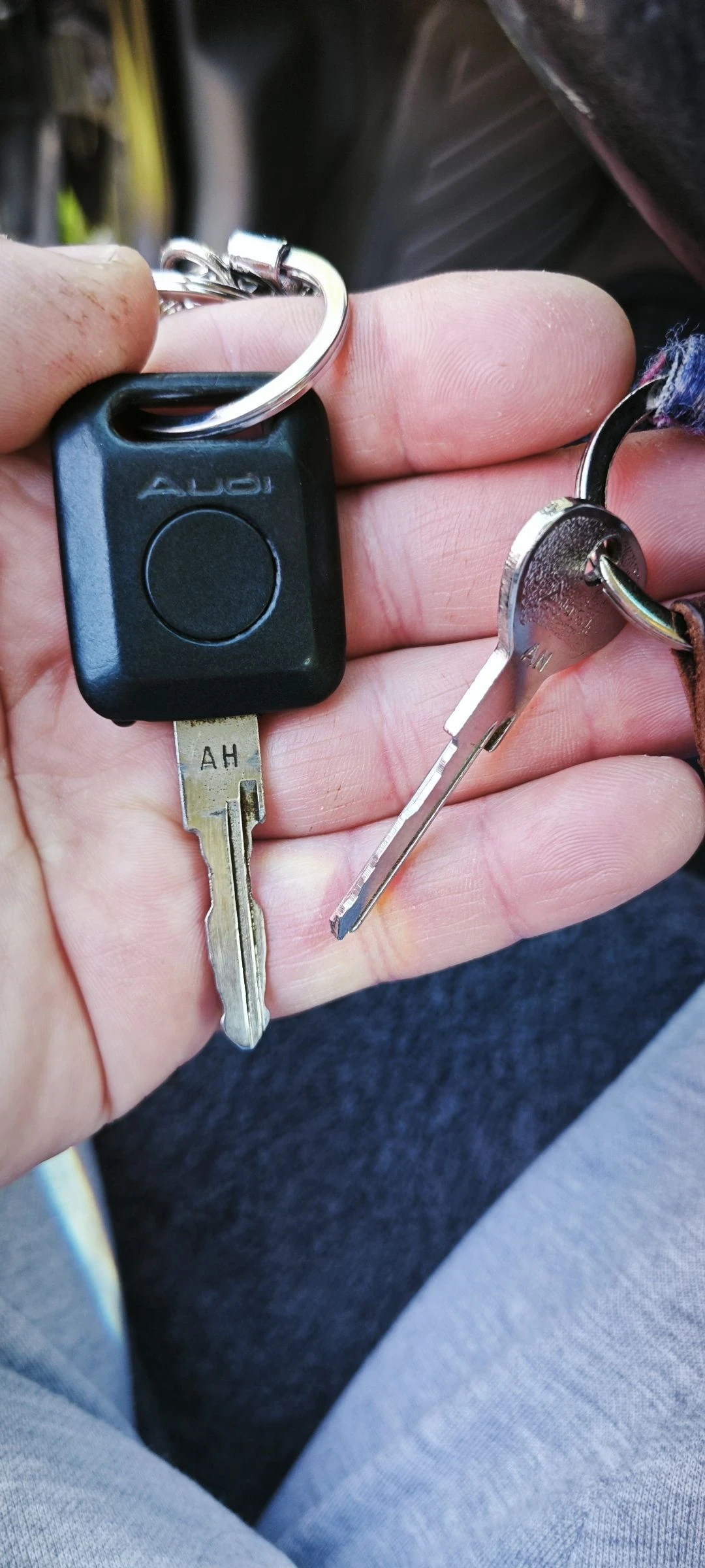 Audi 80 1.8 E 112��. | Mobile.bg � ����������� 16