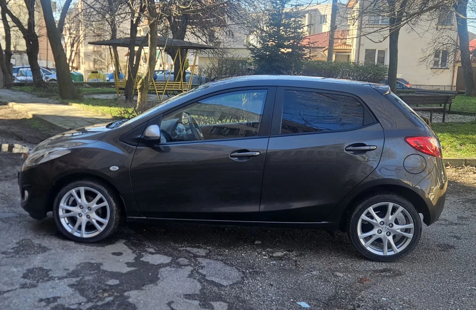 Mazda 2 1.4 benzin | Mobile.bg � ����������� 4