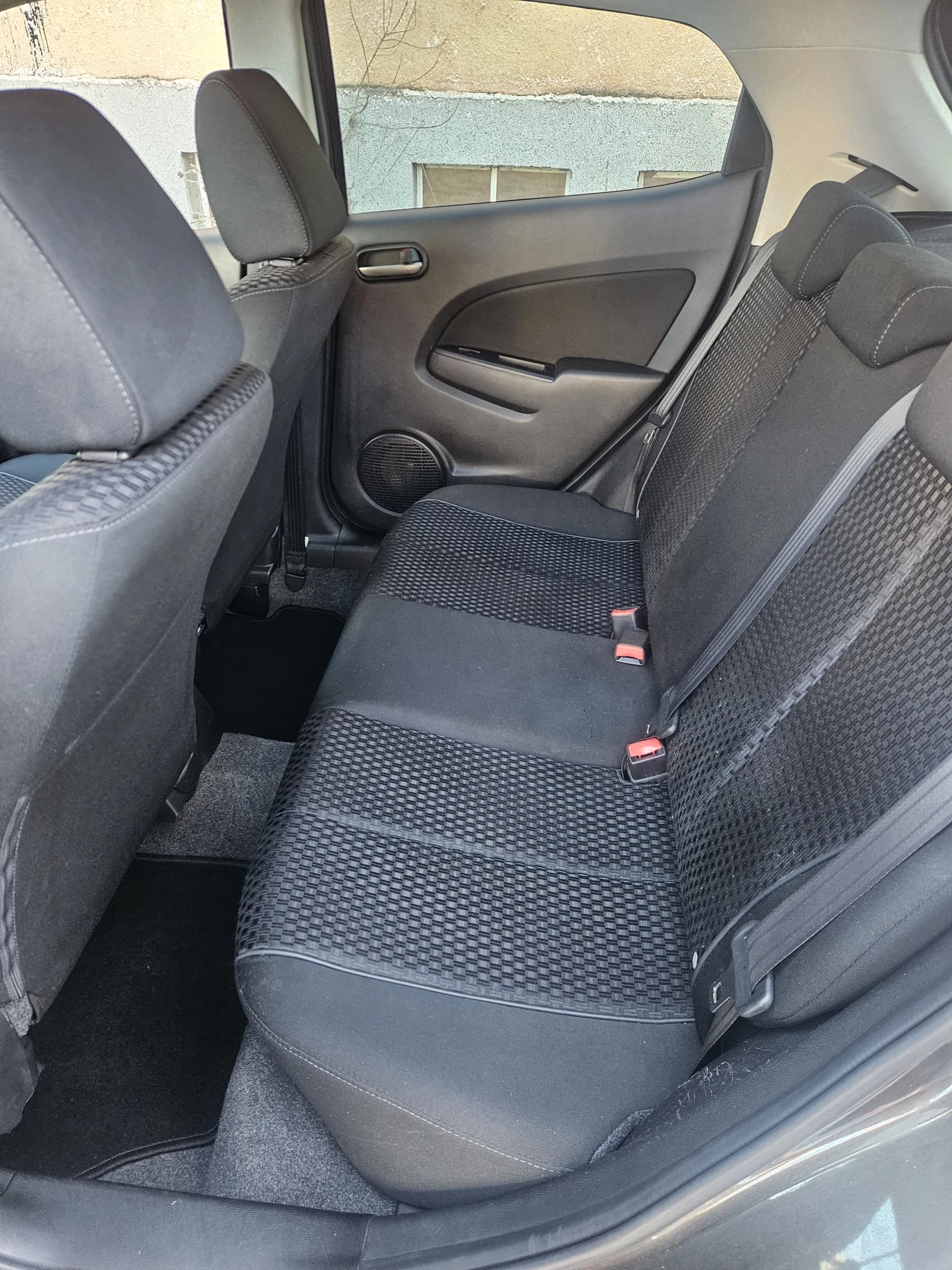 Mazda 2 1.4 benzin | Mobile.bg � ����������� 12