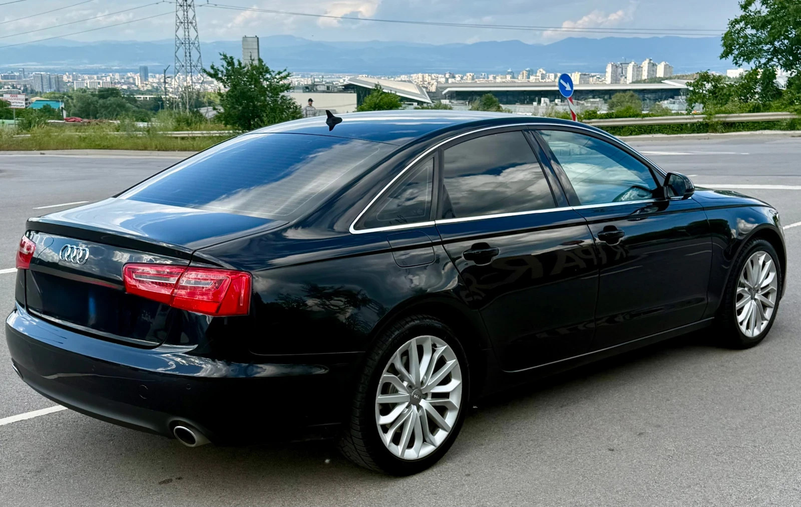 Audi A6 3.0 245 QUATTRO, снимка 4 - Автомобили и джипове - 54625334