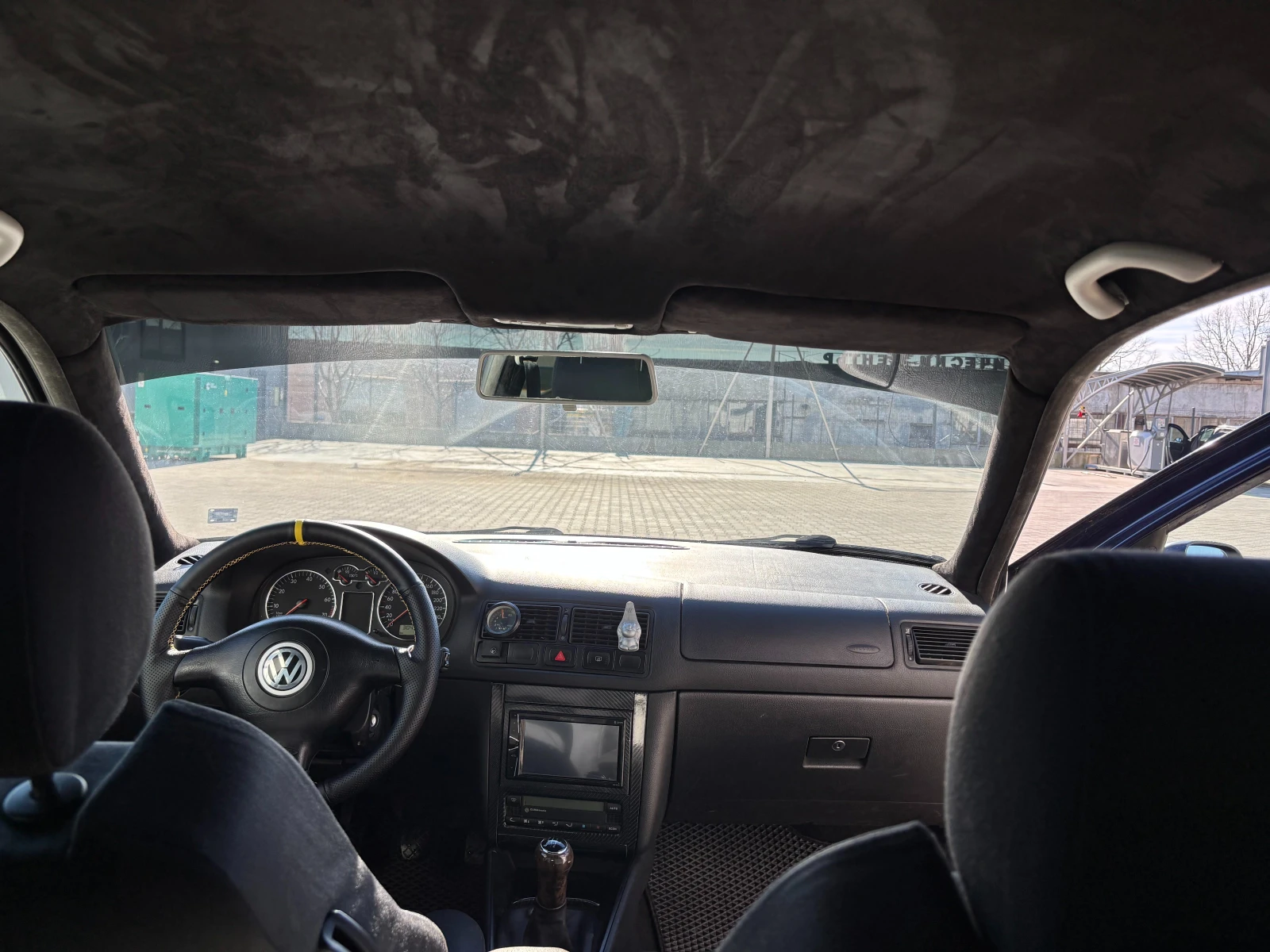 VW Golf 4 1.8T, снимка 7 - Автомобили и джипове - 54458342