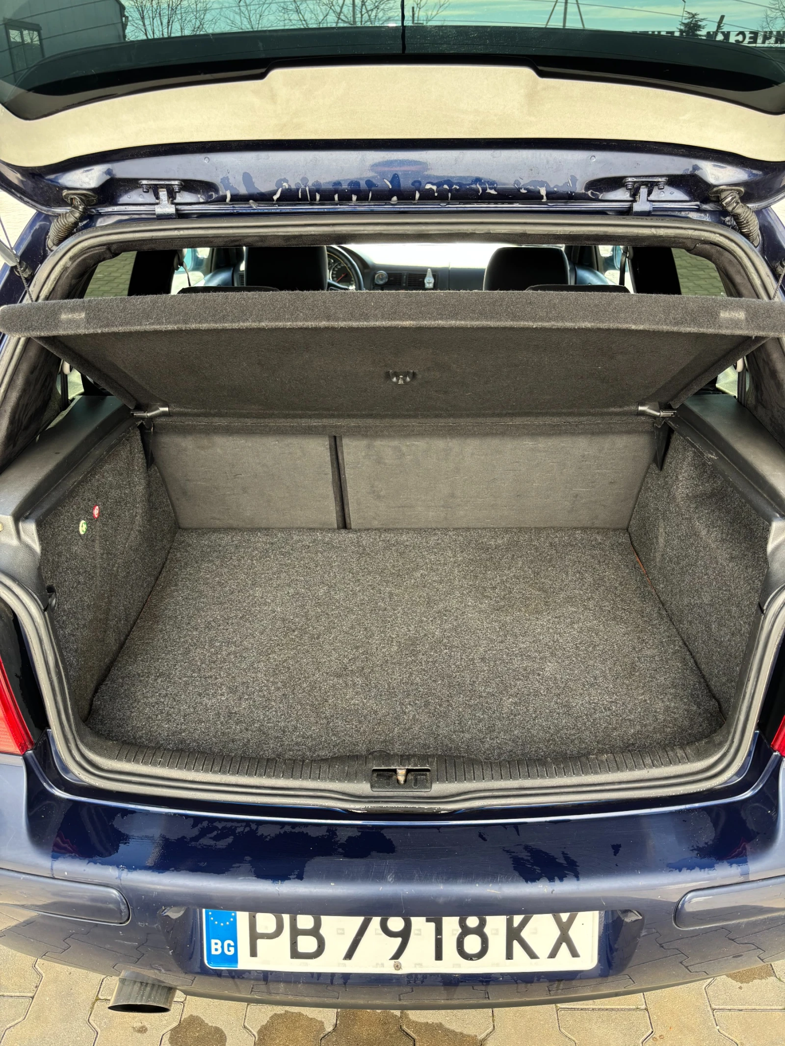 VW Golf 4 1.8T, снимка 12 - Автомобили и джипове - 54458342
