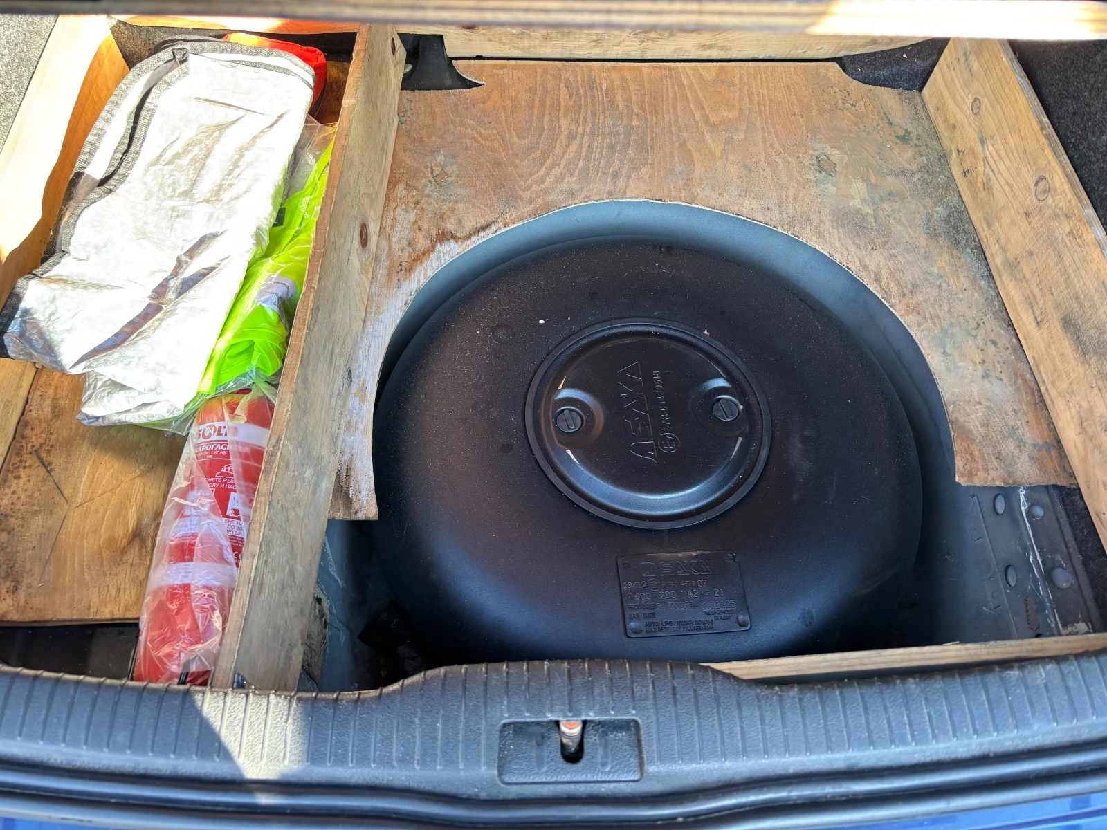VW Golf 4 1.8T, снимка 14 - Автомобили и джипове - 54458342