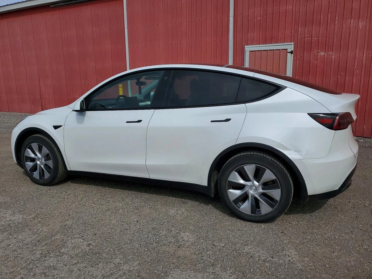 Tesla Model Y Long Range AWD, снимка 2 - Автомобили и джипове - 54595697