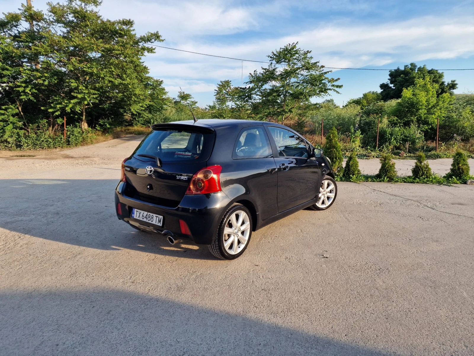 Toyota Yaris 1.8TS, снимка 4 - Автомобили и джипове - 54904744