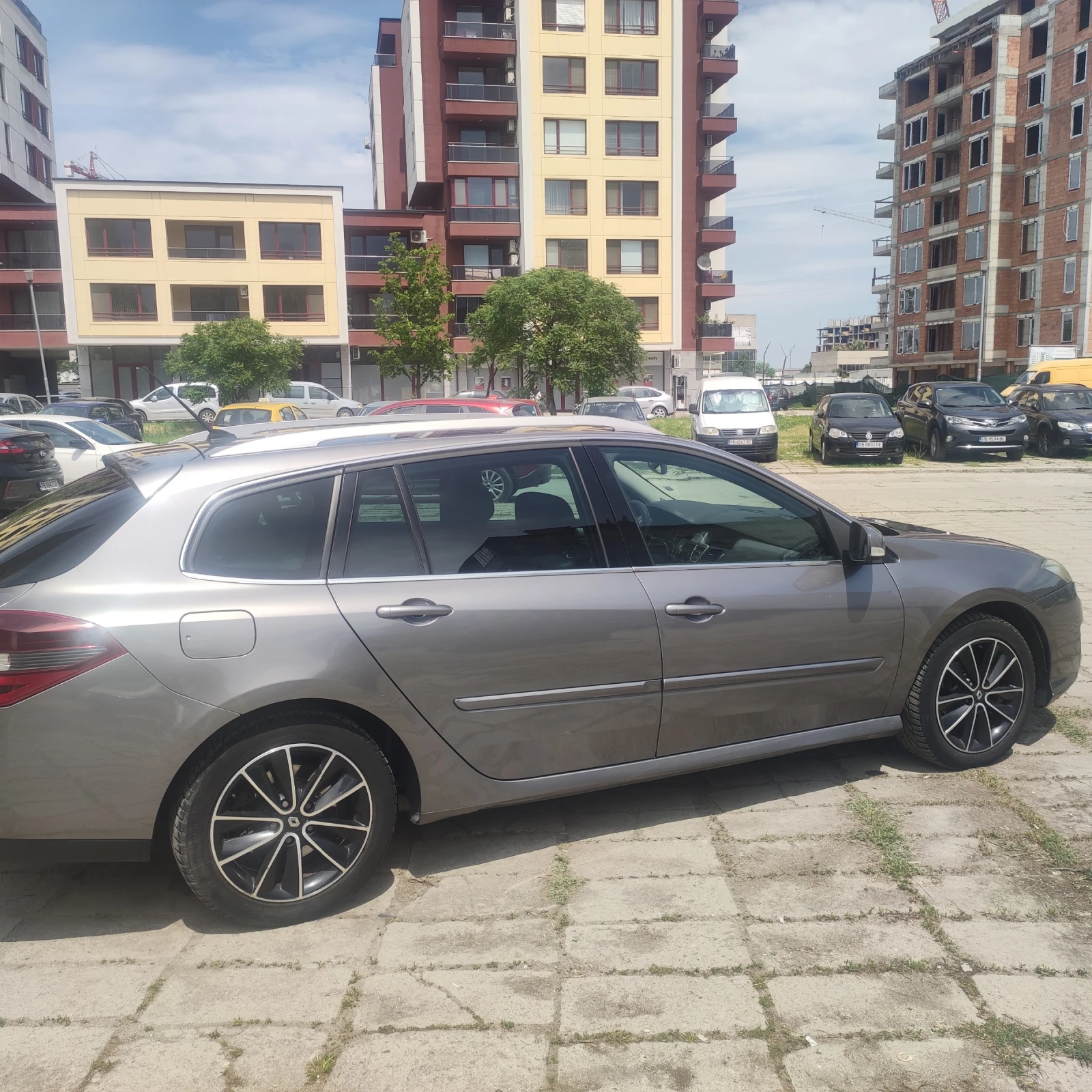 Renault Laguna Phase2, снимка 7 - Автомобили и джипове - 54994753