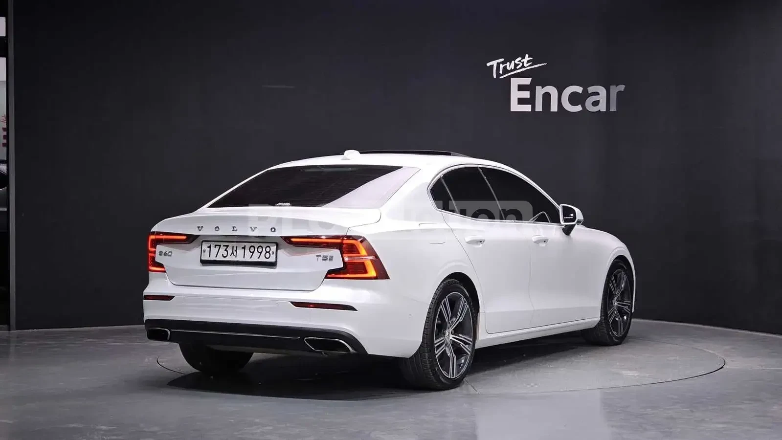 Volvo S60, снимка 2 - Автомобили и джипове - 55003383