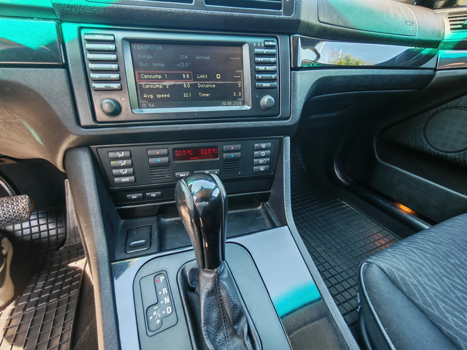 BMW 530, снимка 17 - Автомобили и джипове - 55013587