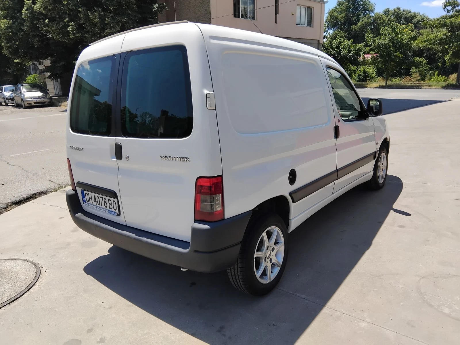 Peugeot Partner, снимка 6 - Автомобили и джипове - 55299856