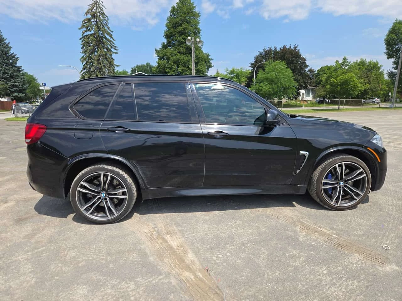 BMW X5M * AWD 4dr * CARFAX * ���� �� �� | Mobile.bg � ����������� 3