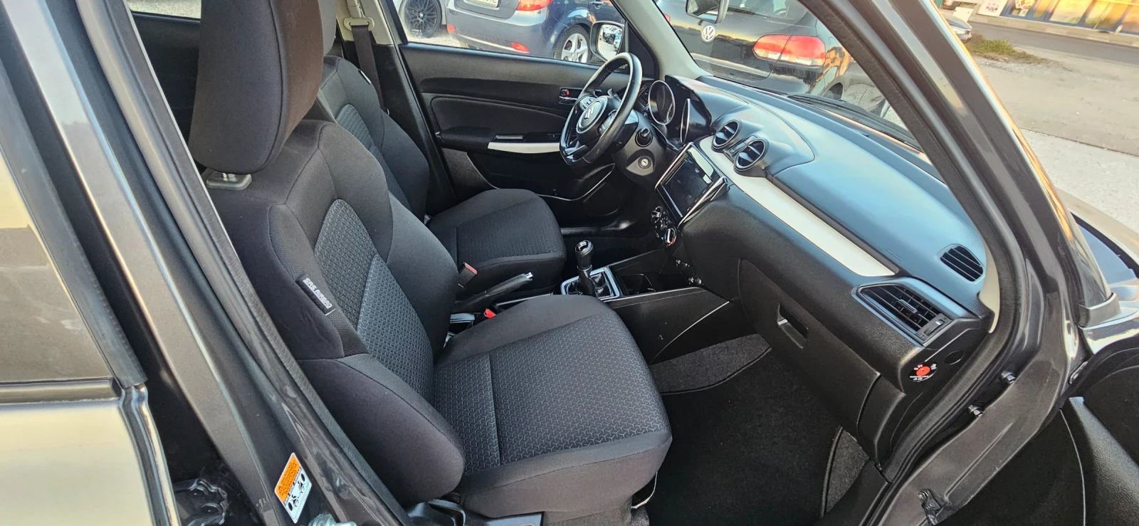 Suzuki Swift 1.2 4x4, снимка 10 - Автомобили и джипове - 55656973