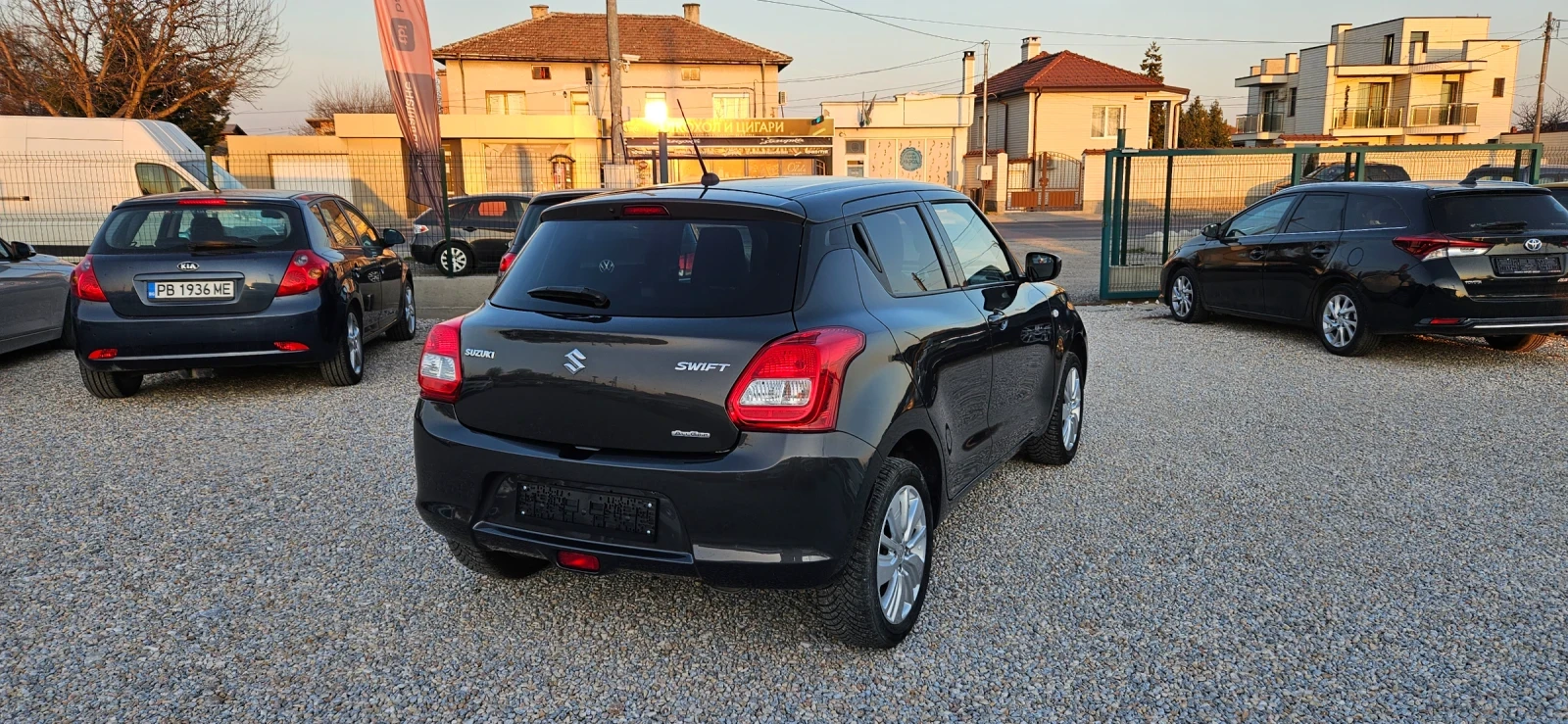 Suzuki Swift 1.2 4x4, снимка 6 - Автомобили и джипове - 55656973