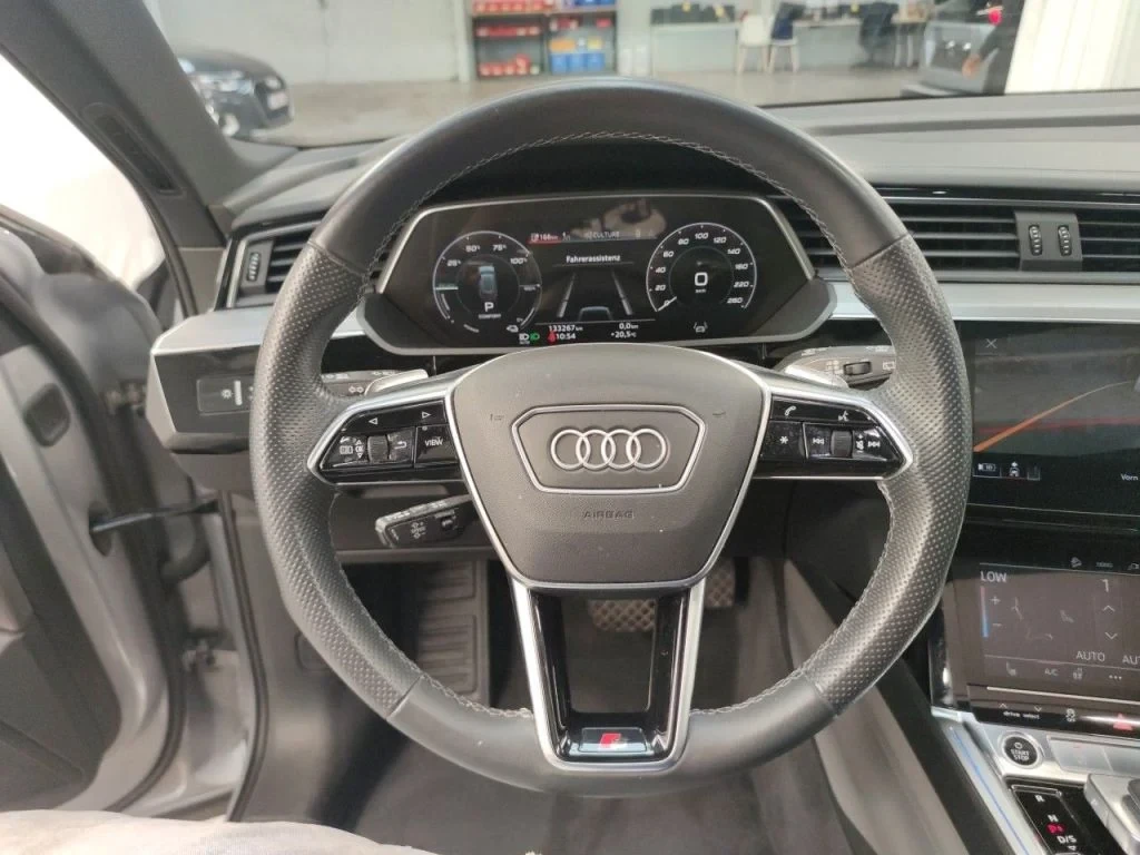 Audi E-Tron Европейска 95 kWh 55 408 Quattro S line , снимка 6 - Автомобили и джипове - 55941391