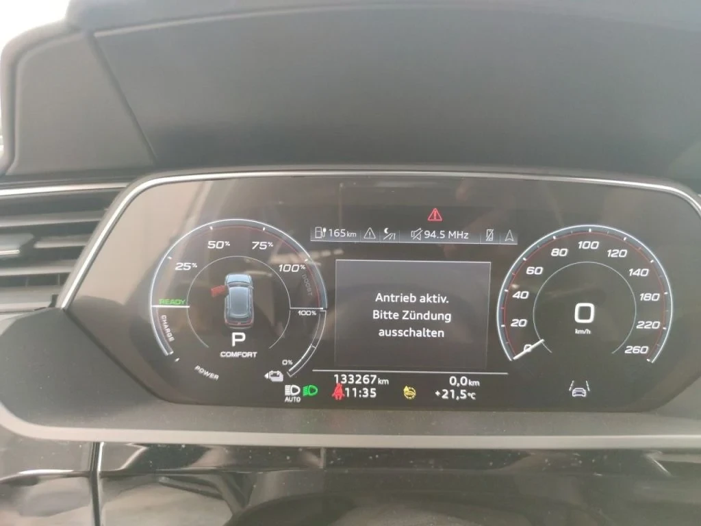 Audi E-Tron Европейска 95 kWh 55 408 Quattro S line , снимка 13 - Автомобили и джипове - 55941391