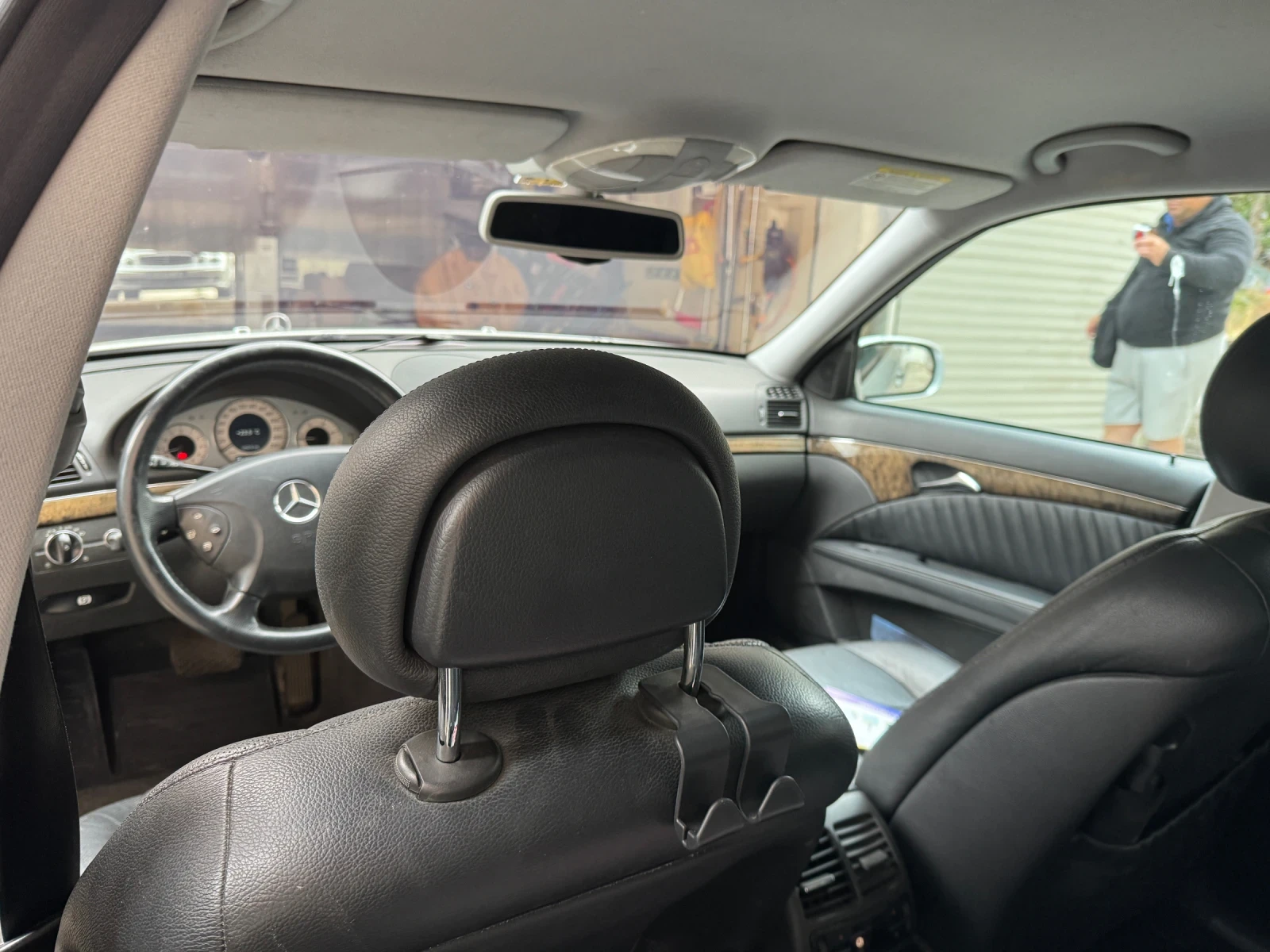 Mercedes-Benz E 320 Elegance, снимка 6 - Автомобили и джипове - 56171393