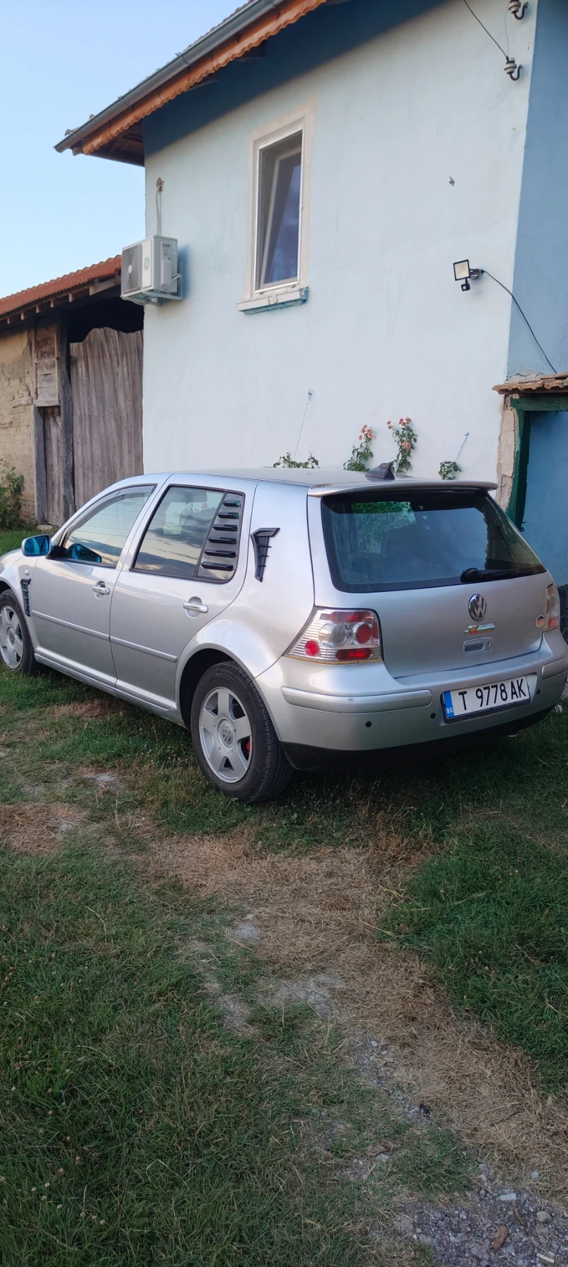 VW Golf 1.9 TDI, снимка 2 - Автомобили и джипове - 56635375