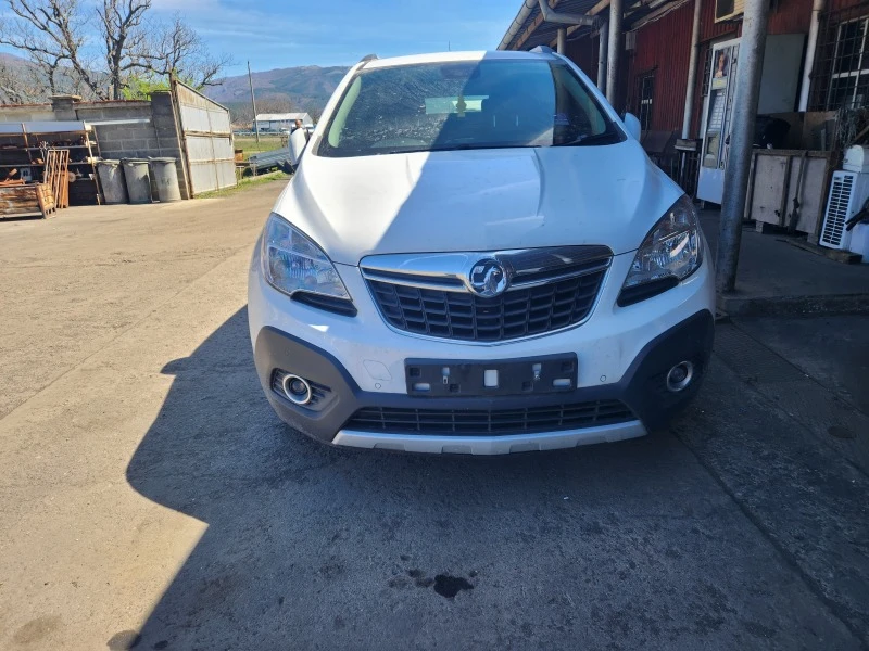 Opel Mokka 1. 6T, снимка 13 - Автомобили и джипове - 40361915