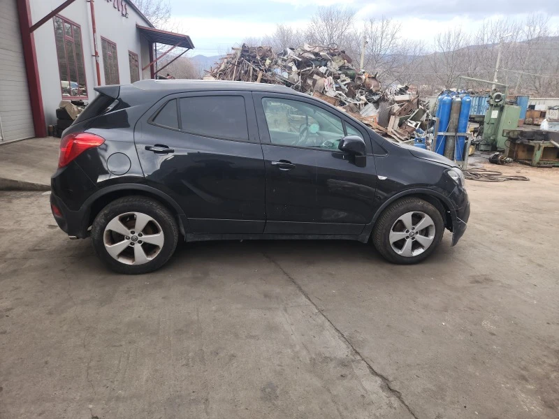 Opel Mokka 1. 6T, снимка 2 - Автомобили и джипове - 40361915