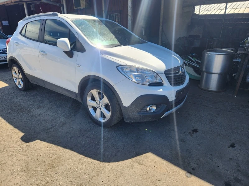 Opel Mokka 1. 6T, снимка 12 - Автомобили и джипове - 40361915