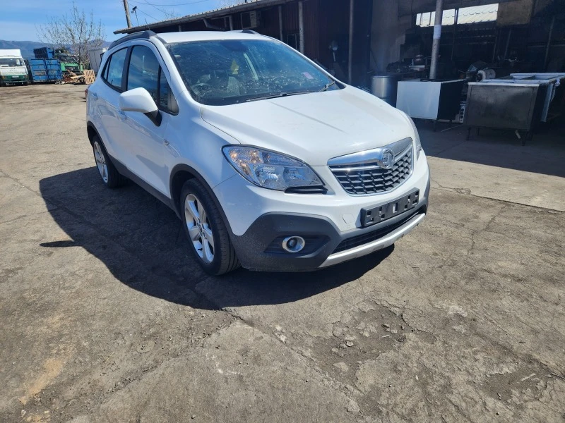 Opel Mokka 1. 6T, снимка 11 - Автомобили и джипове - 40361915