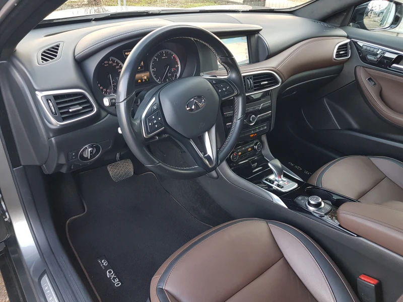 Infiniti Q30 2.2d AWD Full, снимка 7 - Автомобили и джипове - 48957896