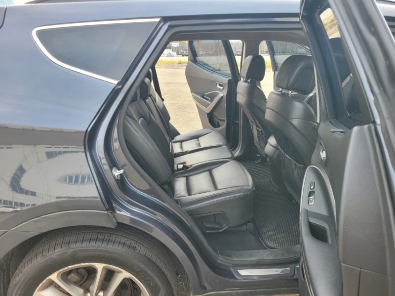 Hyundai Santa fe 2.2 CRDI 4WD 7 МЕСТЕН ОЧАКВАН ВНОС - КАТО НОВ, снимка 13 - Автомобили и джипове - 52157097