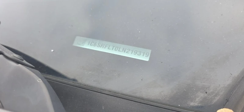 Dodge RAM 1500 * Sport * CARFAX * БЕЗ ПЪРВОНАЧАЛНА ВНОСКА, снимка 11 - Автомобили и джипове - 52873763