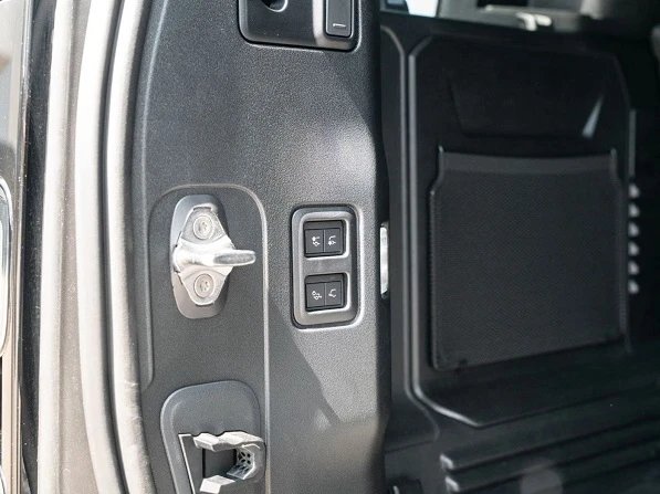 Land Rover Defender 110 P425 = X-Dynamic SE = �������� | Mobile.bg � ����������� 15