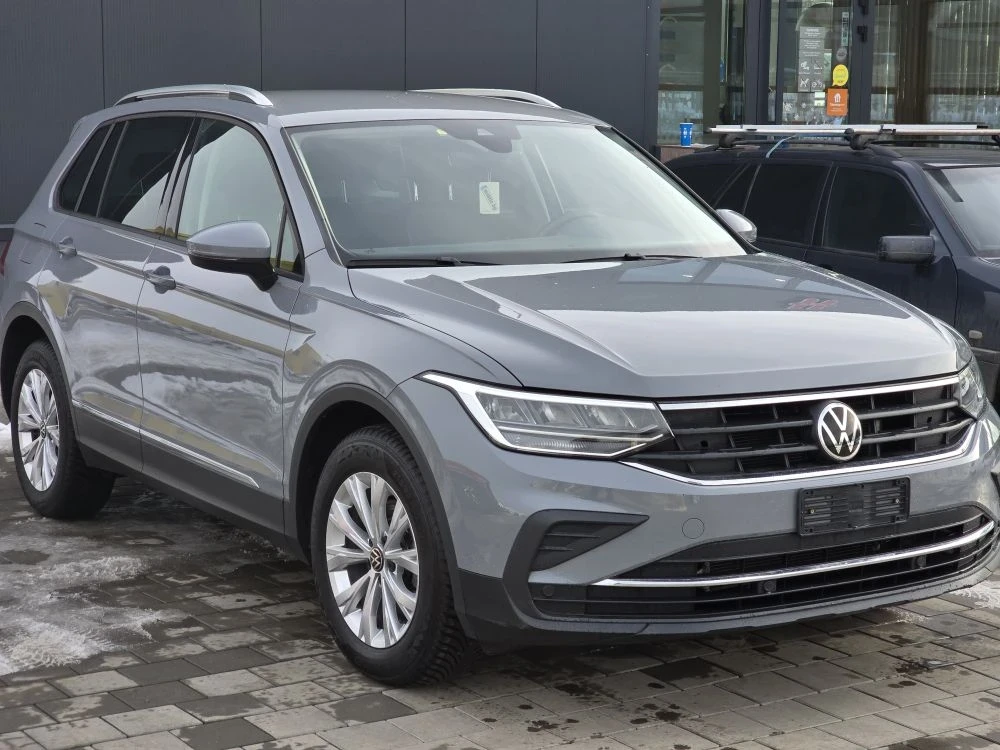 VW Tiguan  2.0D   АВТОМАТИК  2022g на 44хиляди километра.  - изображение 9