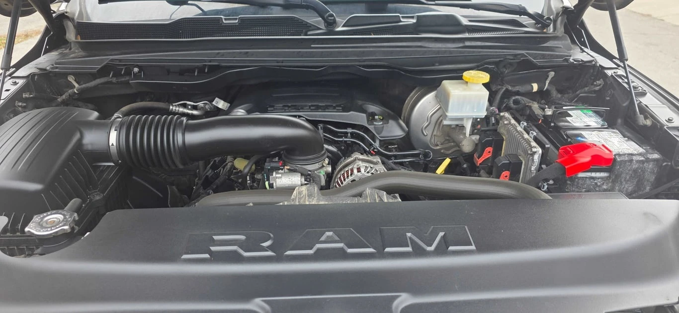 Dodge RAM 1500 * Sport * CARFAX * БЕЗ ПЪРВОНАЧАЛНА ВНОСКА - изображение 10