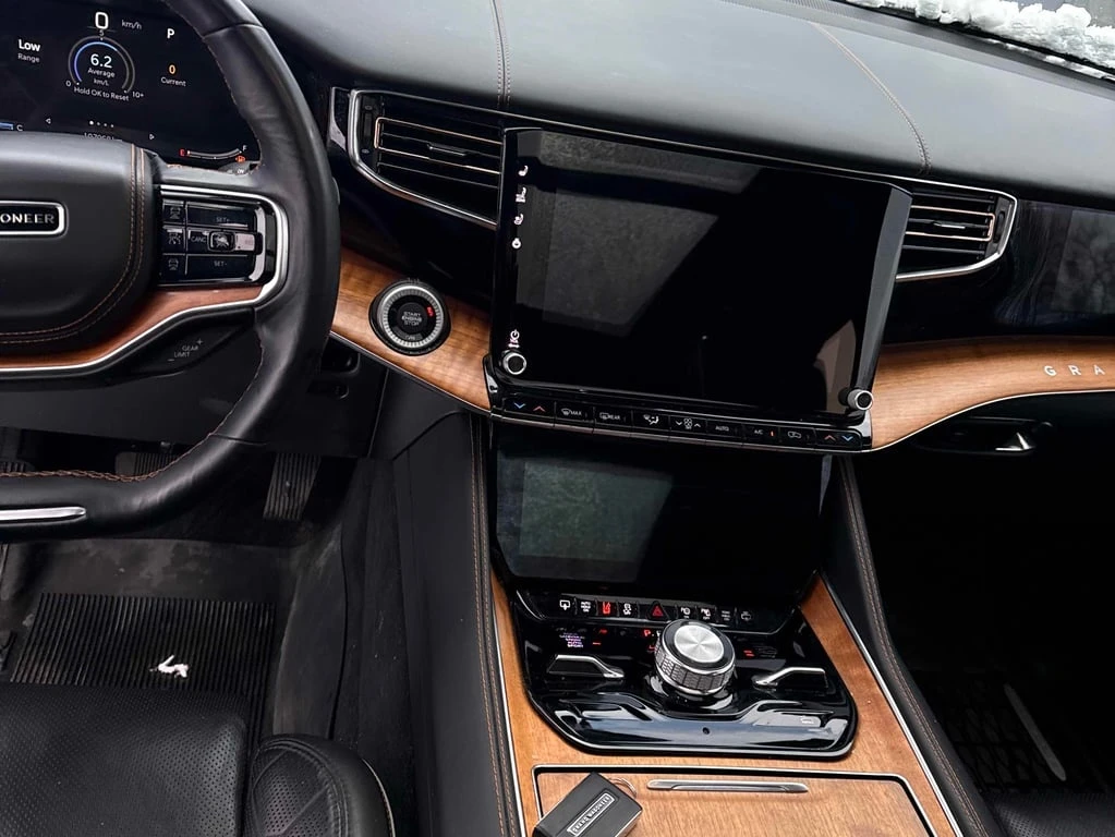 Jeep Grand Wagoneer * Series III * CARFAX * ЦЕНА ДО БГ - изображение 9