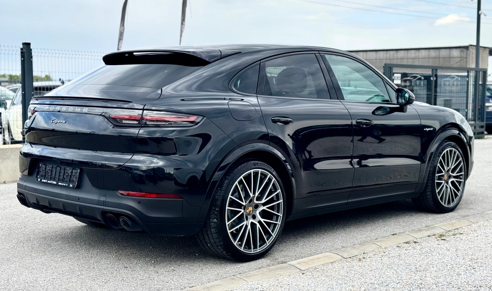 Porsche Cayenne COUPE E-HYBRID, снимка 6 - Автомобили и джипове - 54147889