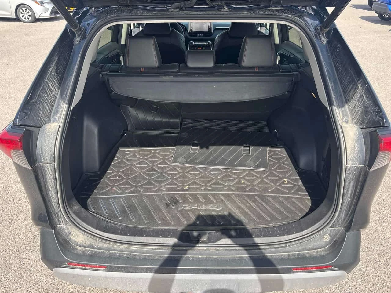 Toyota Rav4 * Trail * АВТОКРЕДИТ БЕЗ ПЪРВОНАЧАЛНА ВНОСКА, снимка 15 - Автомобили и джипове - 54631280