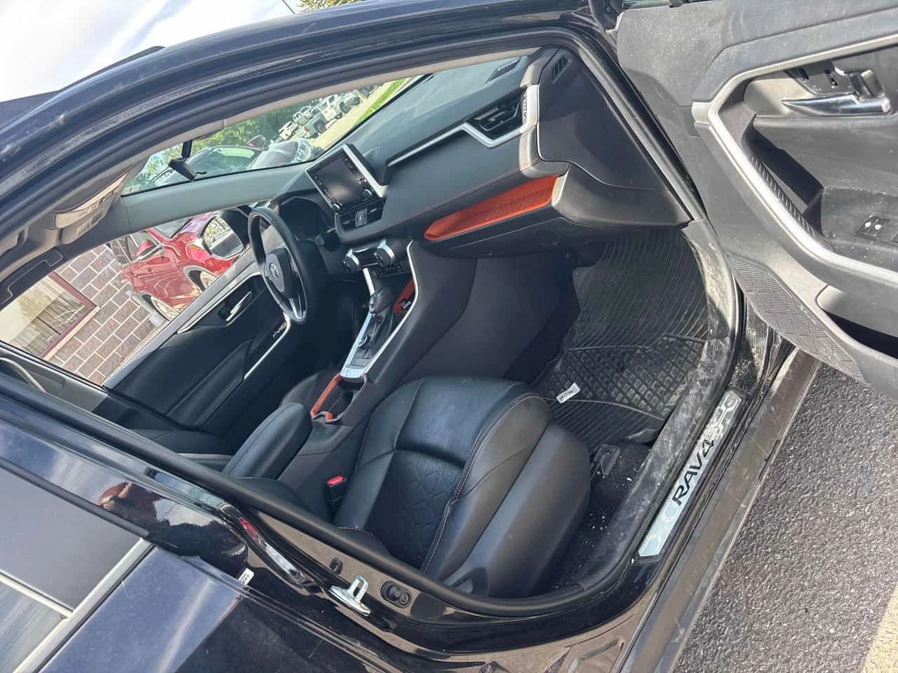 Toyota Rav4 * Trail * АВТОКРЕДИТ БЕЗ ПЪРВОНАЧАЛНА ВНОСКА, снимка 12 - Автомобили и джипове - 54631280