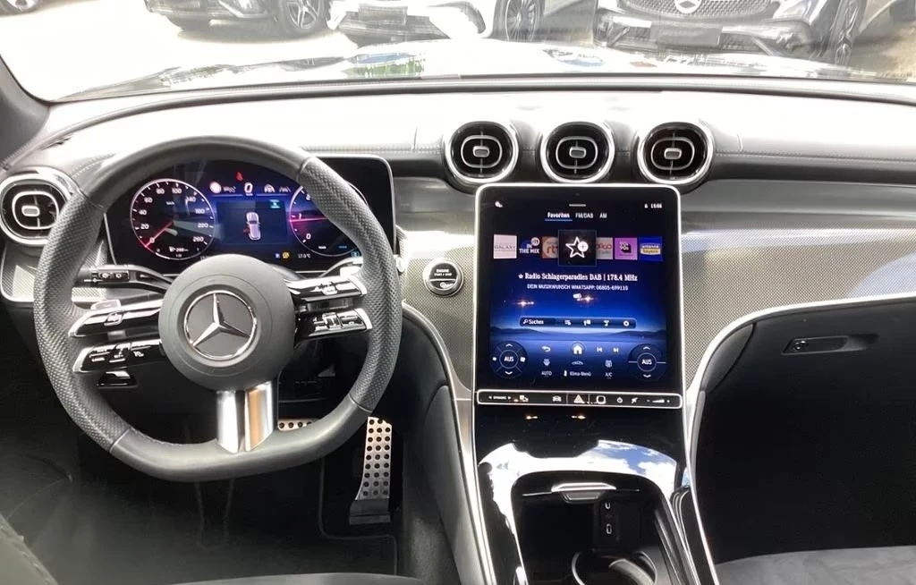 Mercedes-Benz GLC 220 d / AMG / 4 MATIC / NIGHT /, снимка 11 - Автомобили и джипове - 54854086