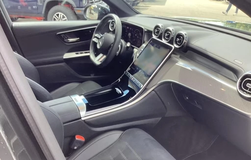 Mercedes-Benz GLC 220 d / AMG / 4 MATIC / NIGHT /, снимка 13 - Автомобили и джипове - 54854086