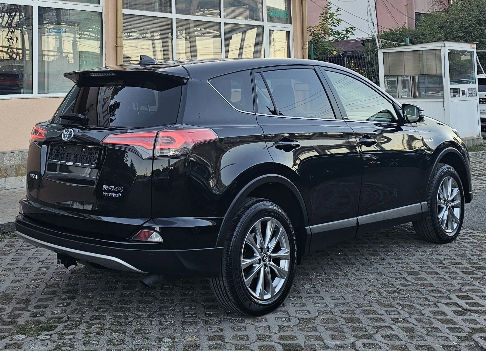 Toyota Rav4 2.5 Hybrid AWD Edition S + Facelift, снимка 6 - Автомобили и джипове - 56340383
