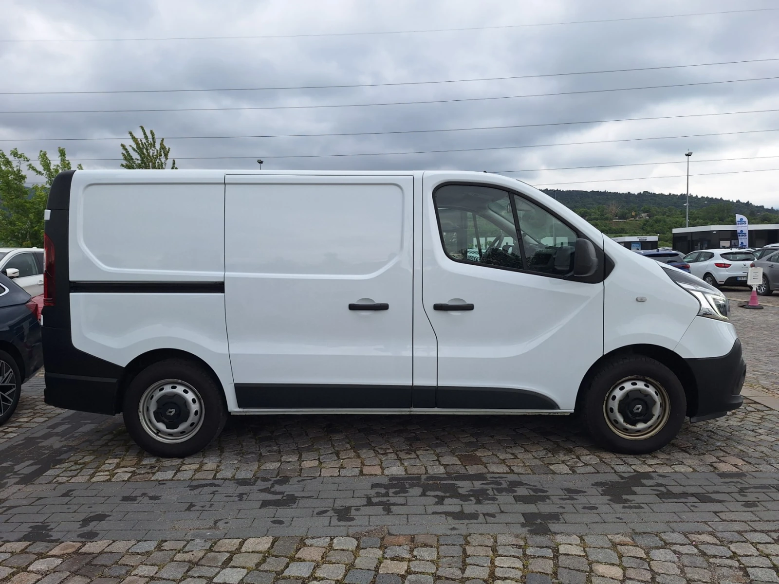 Renault Trafic 2.0dCi/120к.с/L1H1 - изображение 4