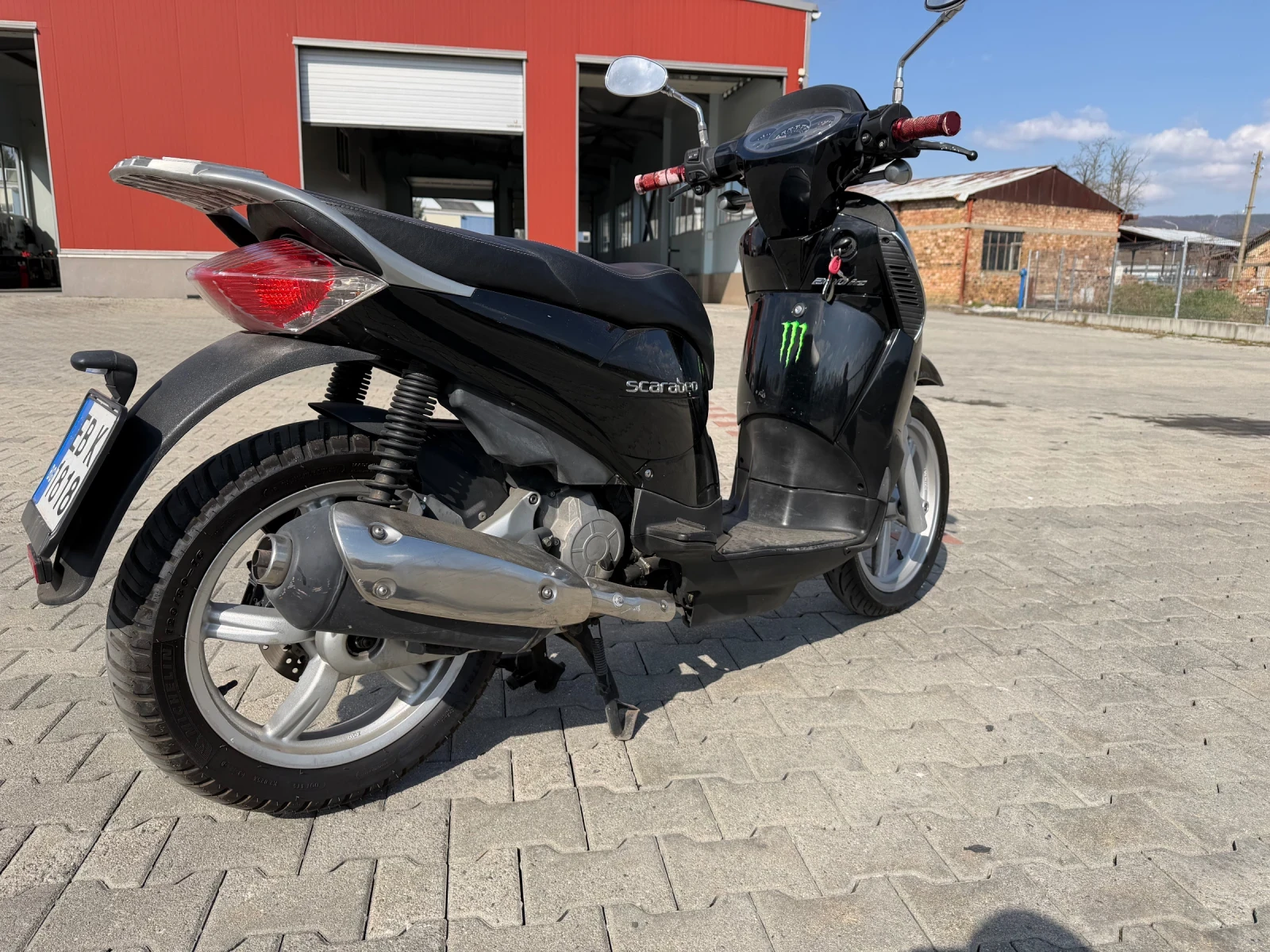 Aprilia Scarabeo 200 IE, снимка 5 - Мотоциклети и мототехника - 54594079