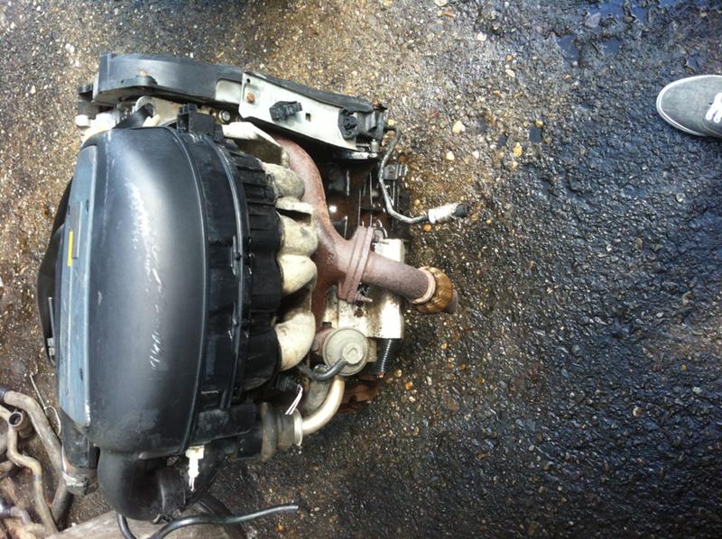 Двигател за Renault Kangoo, снимка 3 - Части - 14923193