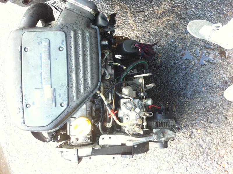 Двигател за Renault Kangoo, снимка 5 - Части - 14923193